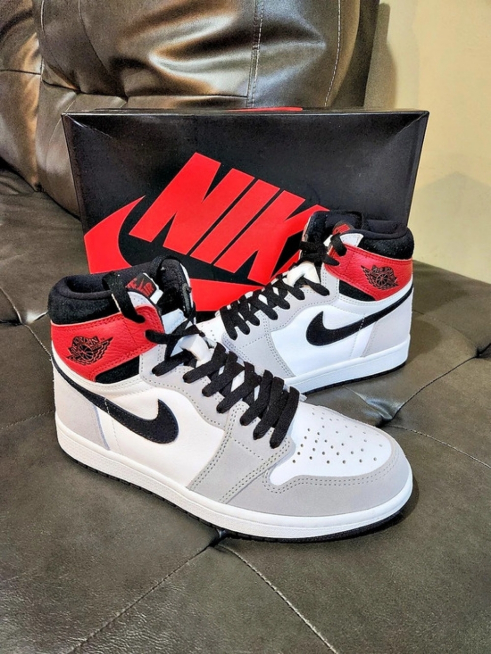 Nike Air Jordan 1 High Sneakers White & Red US 7.5 Like New